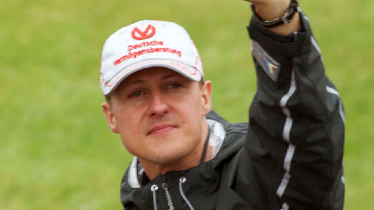 Michael Schumacher needs a 'miracle' to stay alive - Malayalam MyKhel