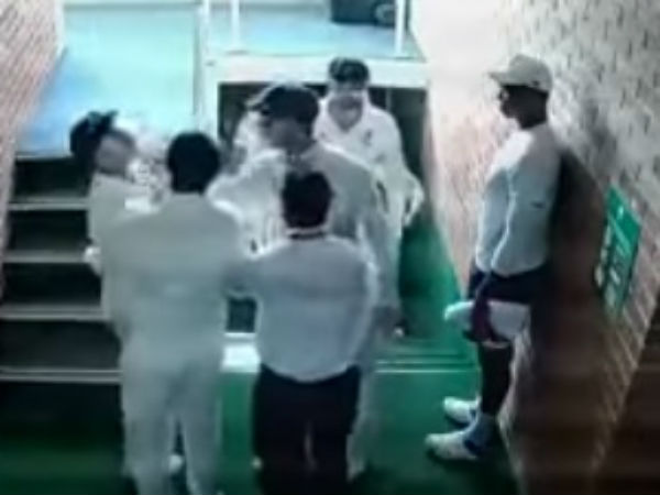 വാര്ണറെ പിടിച്ചുമാറ്റി സ്മിത്ത്