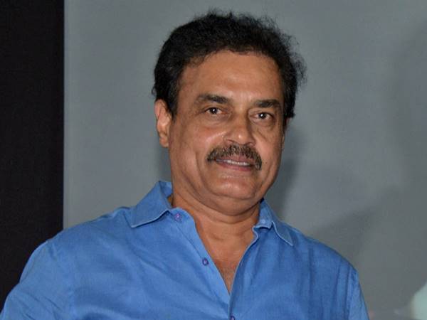 വെങ്സാര്ക്കറിനെ നീക്കി
