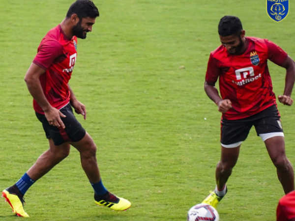 അനസ് പുറത്തു തന്നെ