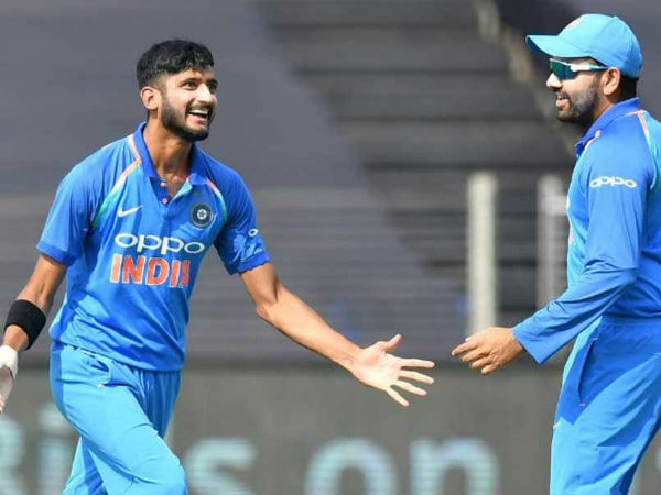 ക്രുനാല് അരങ്ങേറിയേക്കും. ഇന്ത്യന് സാധ്യതാ ടീം ഇങ്ങനെ