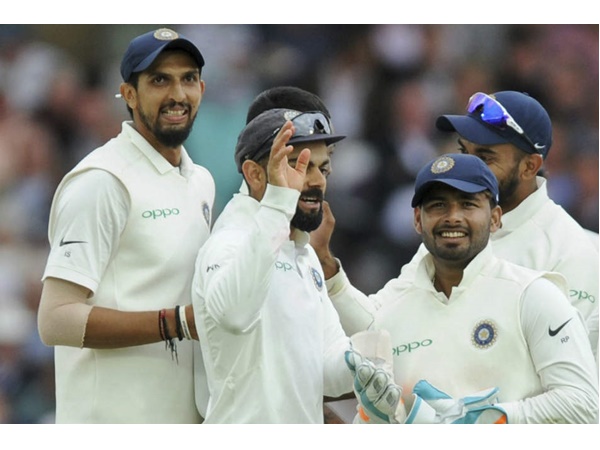 ഒരു പരമ്പരയില് കൂടുതല് ക്യാച്ചെടുത്ത റെക്കോര്ഡ്