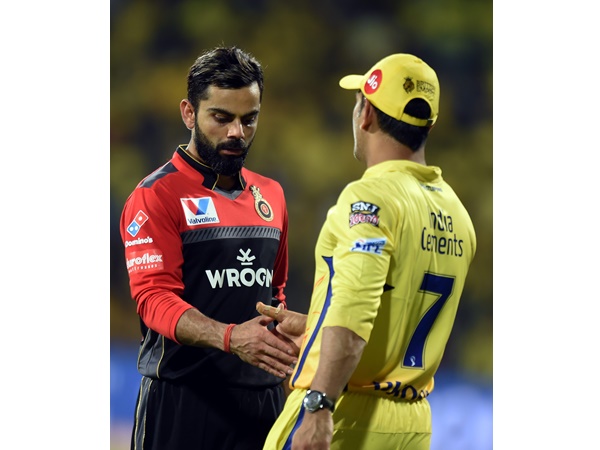കോലിയെ പുറത്താക്കാന് ധോണിയുടെ തന്ത്രം