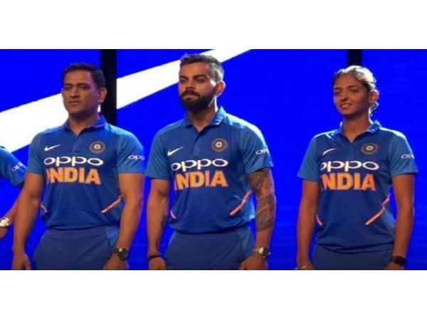 ചടങ്ങില് പങ്കെടുത്ത ഇന്ത്യന് താരങ്ങള്