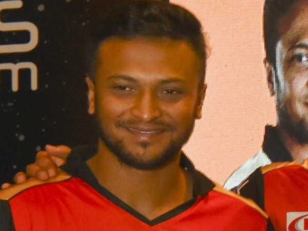 സാക്വിബുല് ഹസന് (ഹൈദരാബാദ്)