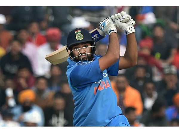 രോഹിത് ശര്മ 264*, ശ്രീലങ്ക 251ന് പുറത്ത്