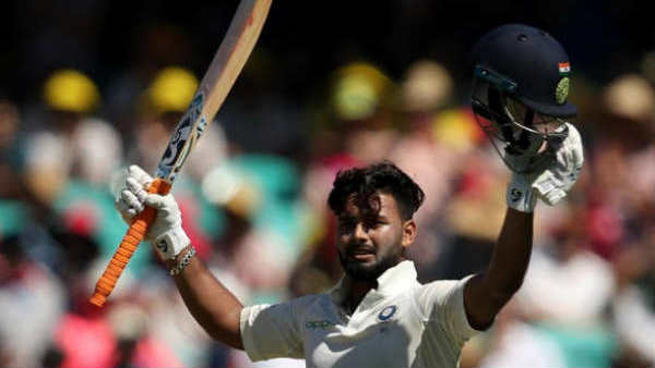 മൂന്നു പേരുടെയും പ്രകടനം