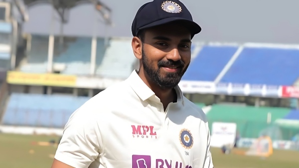 Ind Vs Ban: Fans Slams Rahul Dravid And Kl Rahul For Dropping Kuldeep Yadav  In Second Test - Malayalam MyKhel